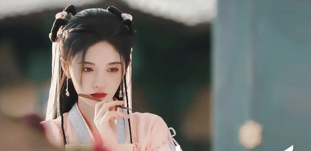 赵露思鞠婧祎新戏路透，静态鞠婧祎绝美，但动