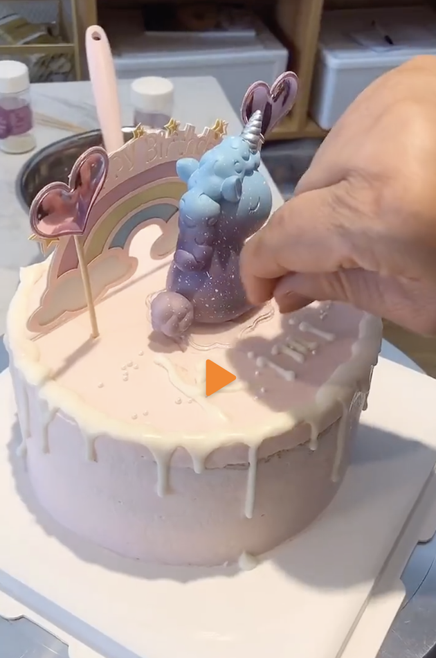 乔任梁妈妈为其庆33岁冥诞 陈乔恩伤感发文怀念