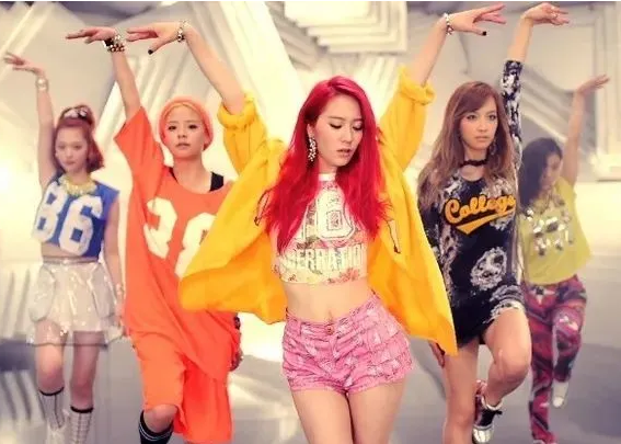 赵丽颖产后复出却惨遭欺压？被归国女爱豆压票