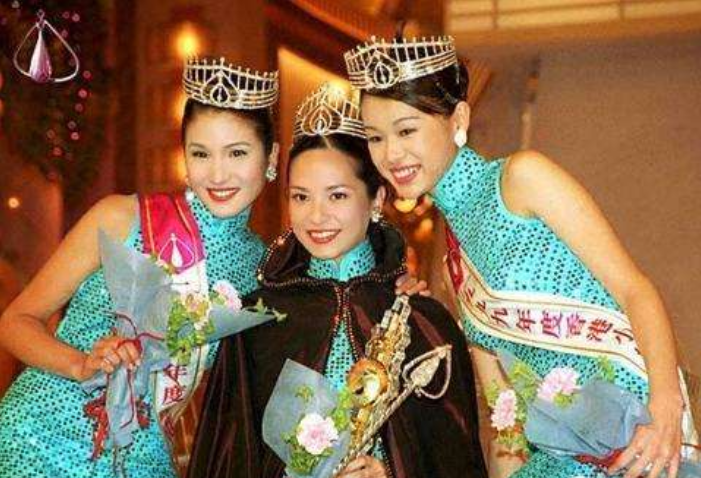 出道被嘲“最丑港姐”，41岁因陈凯歌的话而哭，