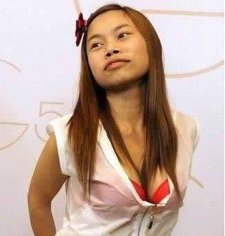 网红“鼻祖”凤姐近况落魄，自嘲活得不如狗？