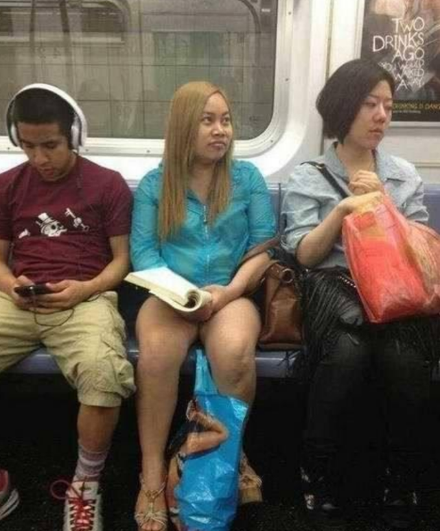 网红“鼻祖”凤姐近况落魄，自嘲活得不如狗？