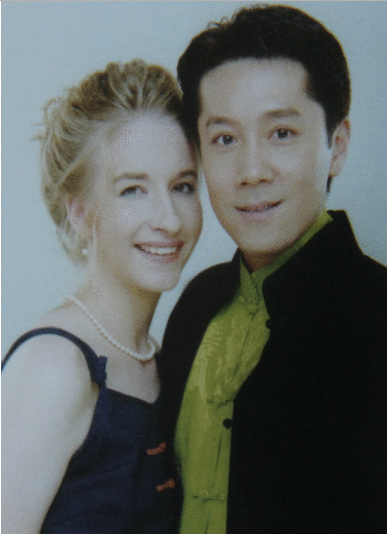 斜眼看人被发现!阿云嘎晒截图喊话蔡国庆:老