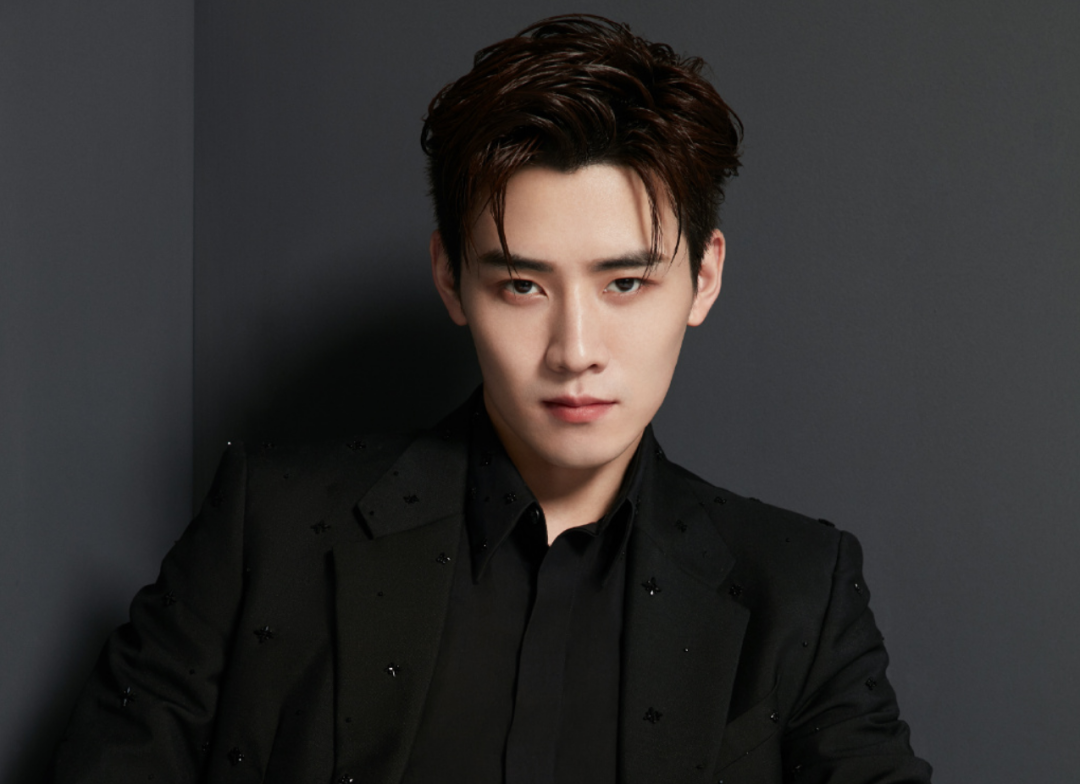 为出道抛弃女友,撩变性人?太精彩了