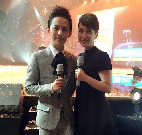 何炅回顾自己的金鹰节人生：20年如一日，愿旧朋