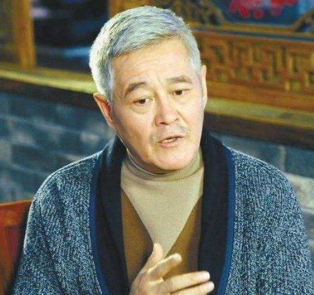 赵本山徒弟又给他抹黑！小沈龙售卖劣质产品被