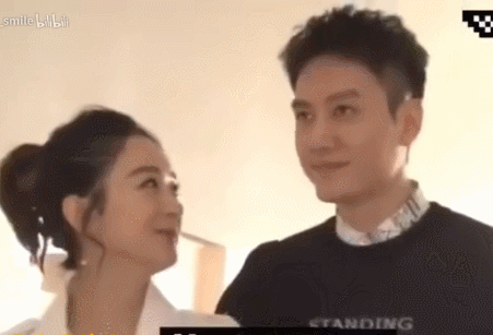 赵丽颖被曝感情不和,与冯绍峰结婚2年后,她后