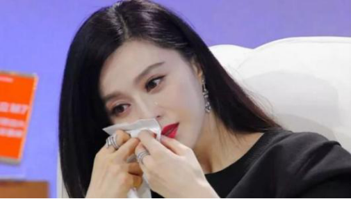 张馨予秀恩爱晒老公,还发通稿拉踩范冰冰,她