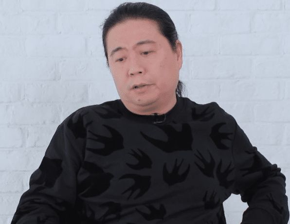 肖战登央视献唱，汪海林却揪住不放，还说提到