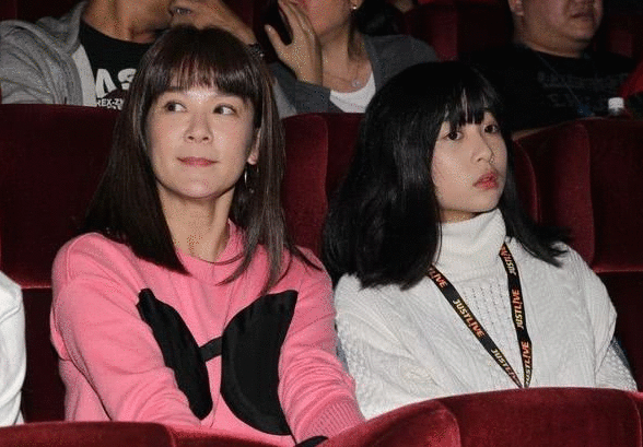 袁惟仁大姐曝家庭关系，弟弟2年全靠二姐照顾，