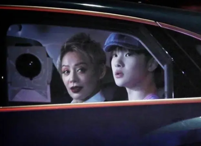 演出被临时取消,惨遭姐姐团综“除名”,周震