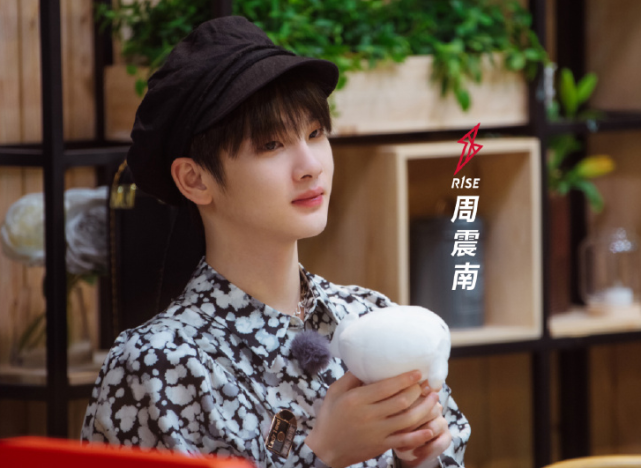 演出被临时取消,惨遭姐姐团综“除名”,周震