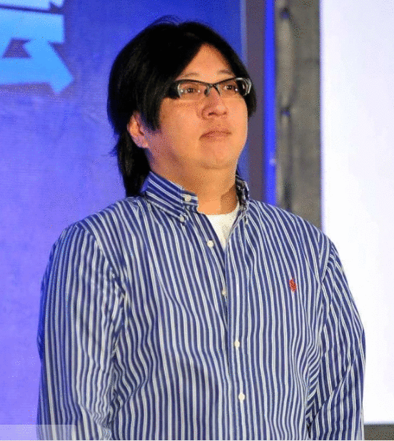 袁惟仁大姐曝家庭关系，弟弟2年全靠二姐照顾，