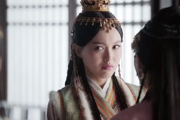 《燕云台》收视直跌，唐嫣领衔中年油腻偶像剧