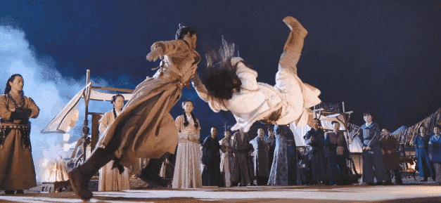 不仅用替身抠图，还剧组养胎，唐嫣要成为baby