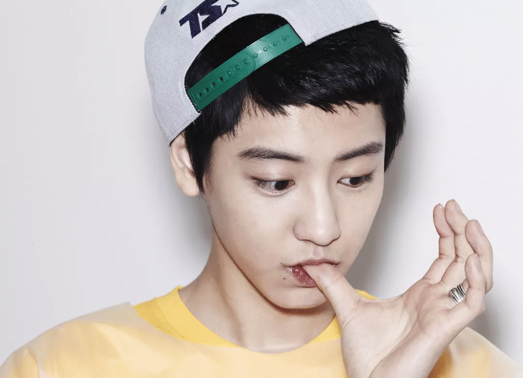 韩国偶像接连翻车,公司态度大不同,不能赚钱