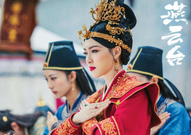 产后复出的三大女星，唐嫣刘诗诗都扑了，赵丽