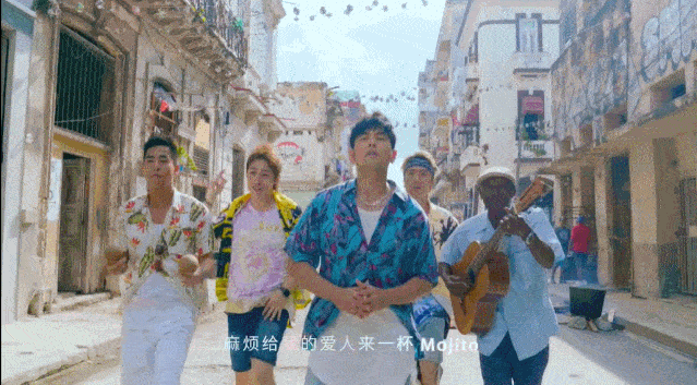 你凭什么这么拽？因为他是周杰伦