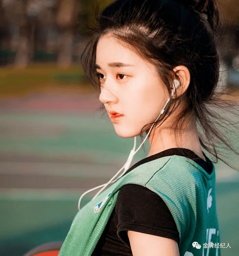 男女主剧本互换，个性女演员迎来新机遇