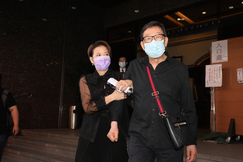 老戏骨梁淑庄出殡,遗愿曝光令人唏嘘,胡枫憔