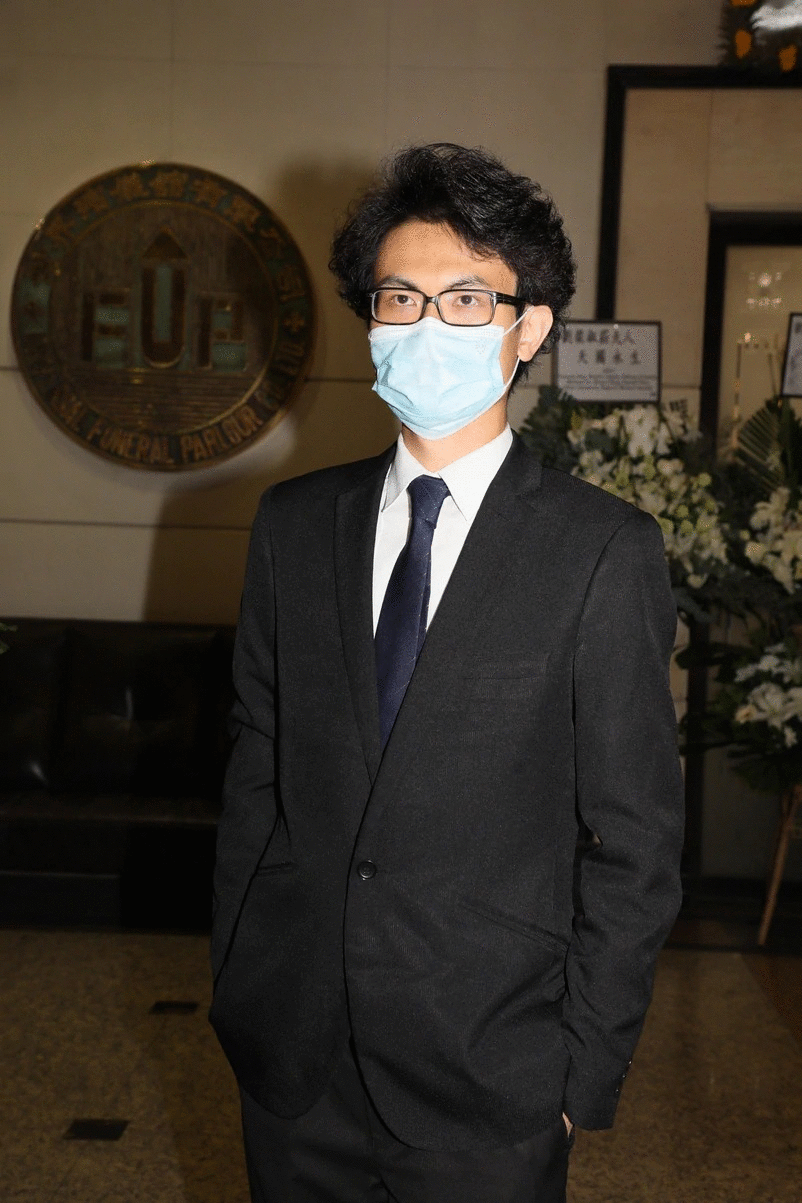 老戏骨梁淑庄出殡，遗愿曝光令人唏嘘，胡枫憔