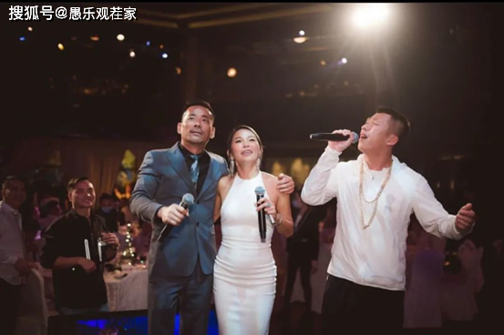 洗米嫂40岁超豪华生日宴曝光，洗米华豪送20克拉