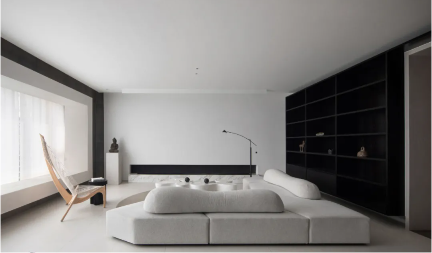 别给郭碧婷卖惨了！向太为她购豪宅再花12亿，台