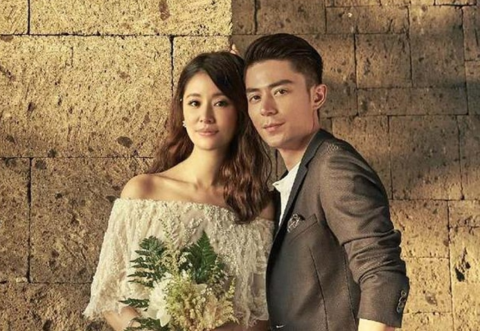 林心如录视频晒婚戒，力证与霍建华情不变，网