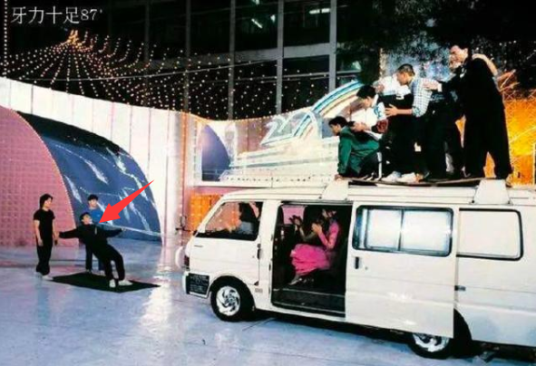 TFBOYS发展对标三大天王：王源可模仿张学友，千