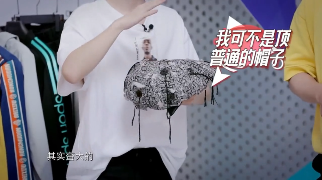 周震南奢侈过度？戴62万金表还雇三个保姆，看不