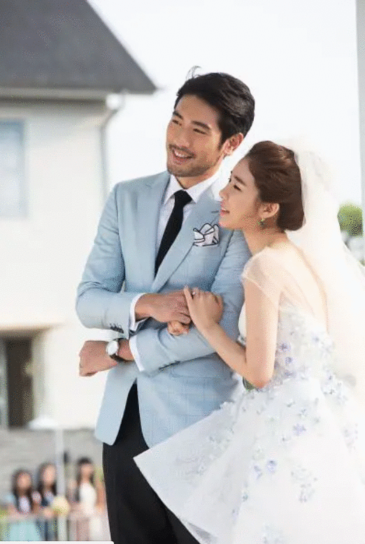 高以翔周年祭在即，生前最后一部电影定档，戏