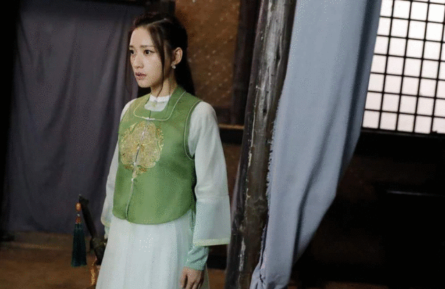 被坑了？新《鹿鼎记》老婆团戏内戏外颜值差别