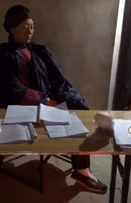 65岁王丽云近况曝光，身材臃肿不修边幅，生活节