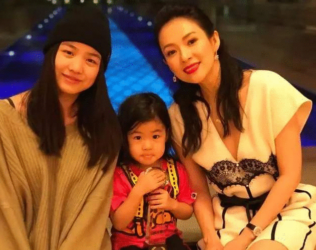 章子怡又为小苹果庆生宣示主权，葛荟婕只会挖