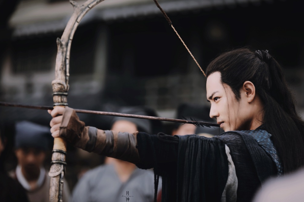 制片人利用肖战刺激王大陆，创最强男二却推开