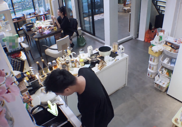 奚梦瑶向何猷君开火骂他恶心!卑微嫁豪门没地位