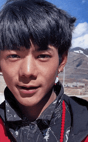 几秒火遍全国，也就只有他了