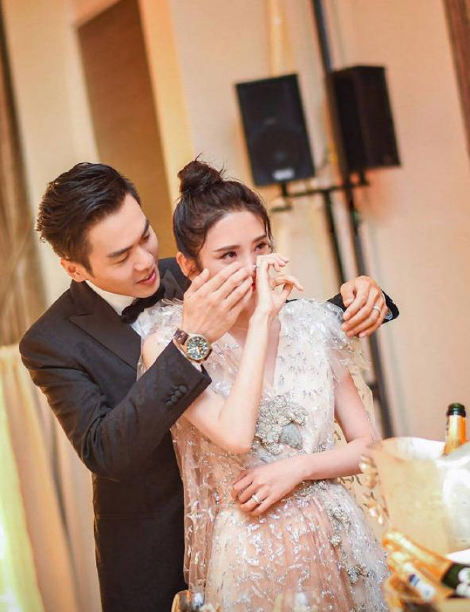 曝唐艺昕月子中心最高消费76万，2名护士照顾，