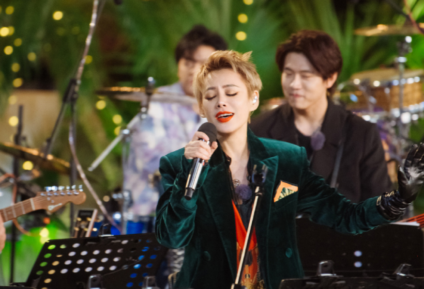 张雨绮宁静吵架斗嘴像说相声，或成“浪姐”团