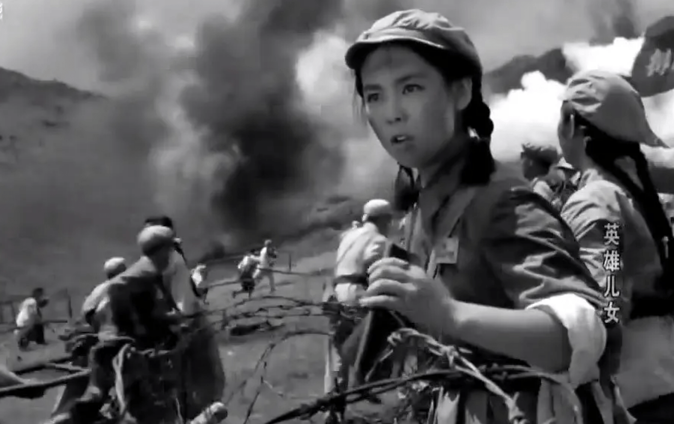 《一秒钟》：讲过无数遍的父女情，为何依然动