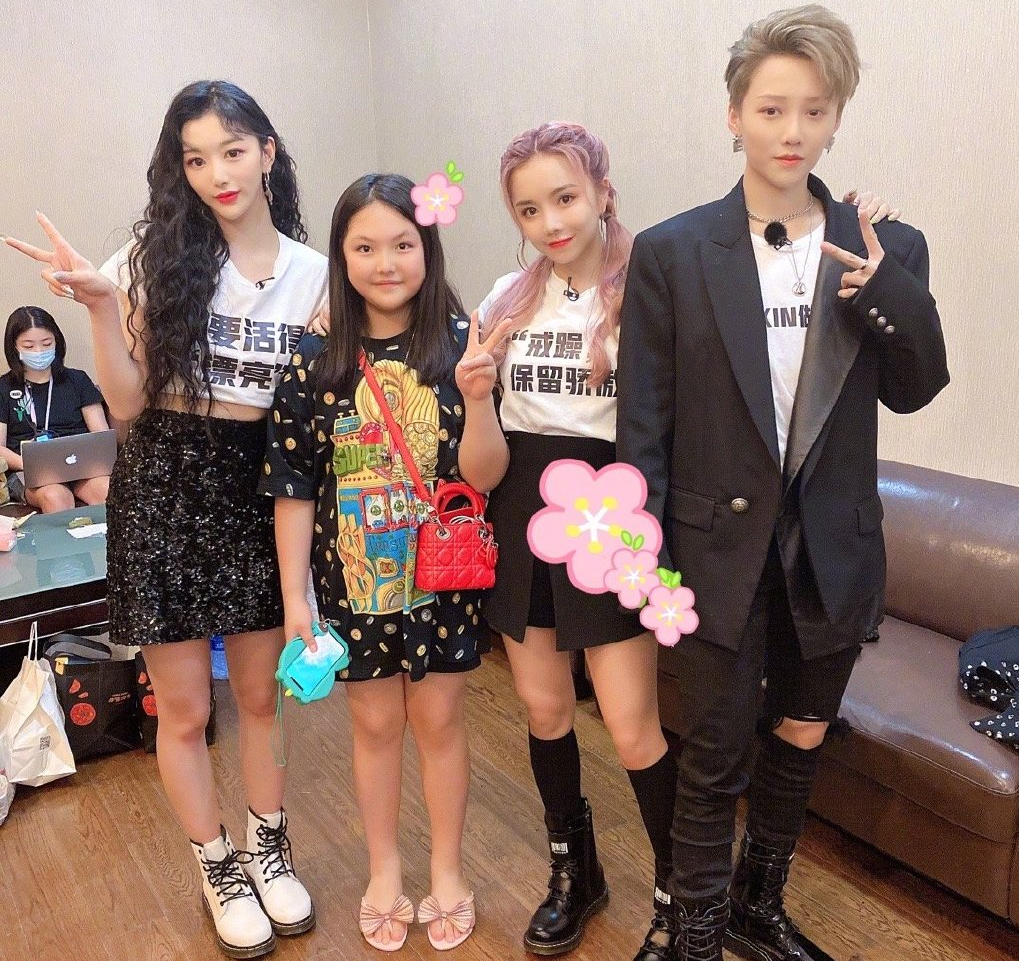 《爸哪》萌娃进入青春尴尬期,森蝶显壮生男相