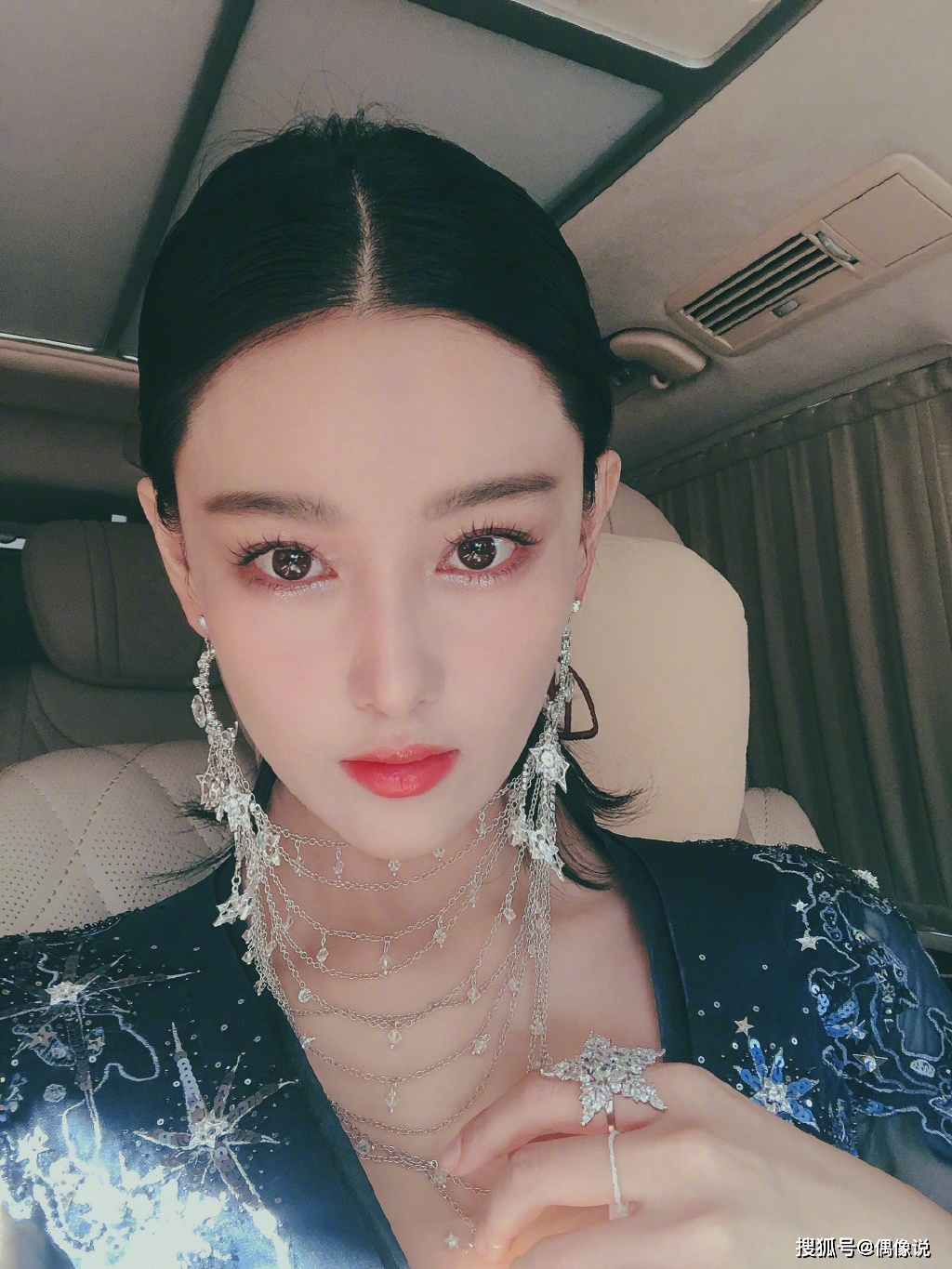 张馨予怒晒法院判决书,索要158800元侵权款,但