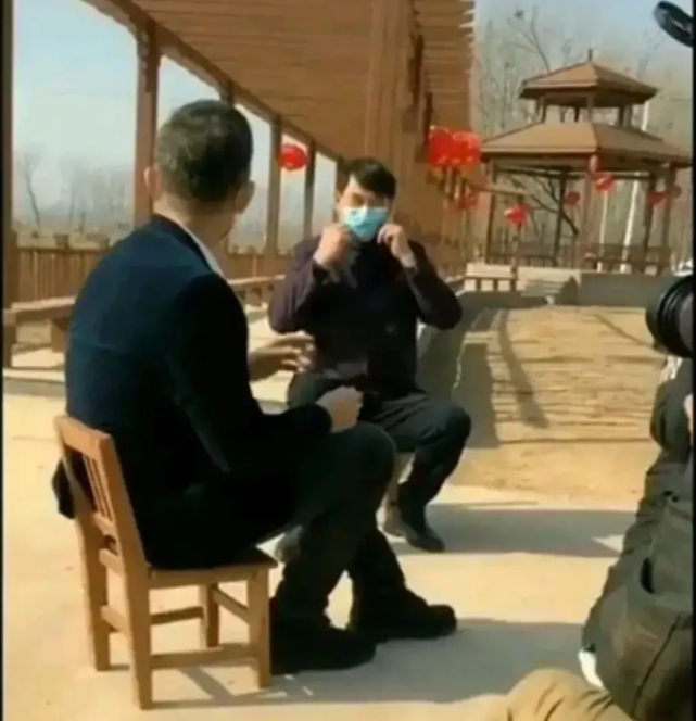 张晓磊曝大衣哥私下道歉自己决定饶过他,疑两