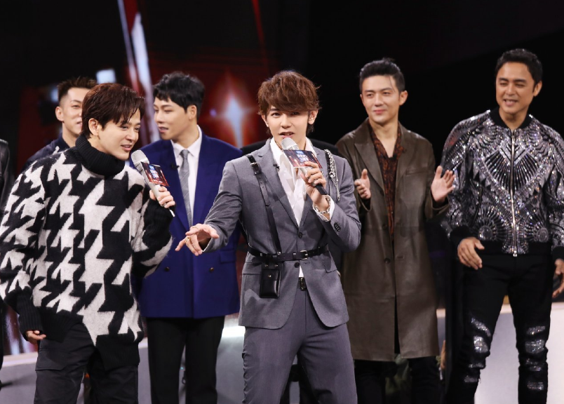 三代男艺人同住一屋,意外陷入套娃追星现场,