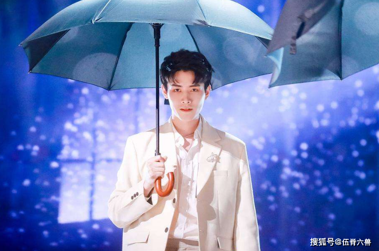 任豪夏之光被停通告，看似在惩罚，实则是保护