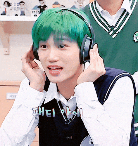 今天迎来一周年的综艺仁认哥中《寂静中的呐喊