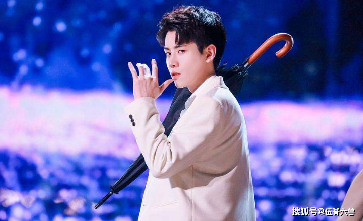 任豪夏之光被停通告,看似在惩罚,实则是保护