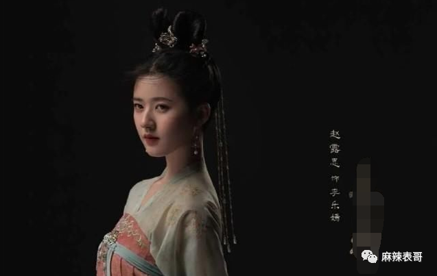 刚红就得罪一圈流量小花，被骂绿茶冤不冤？