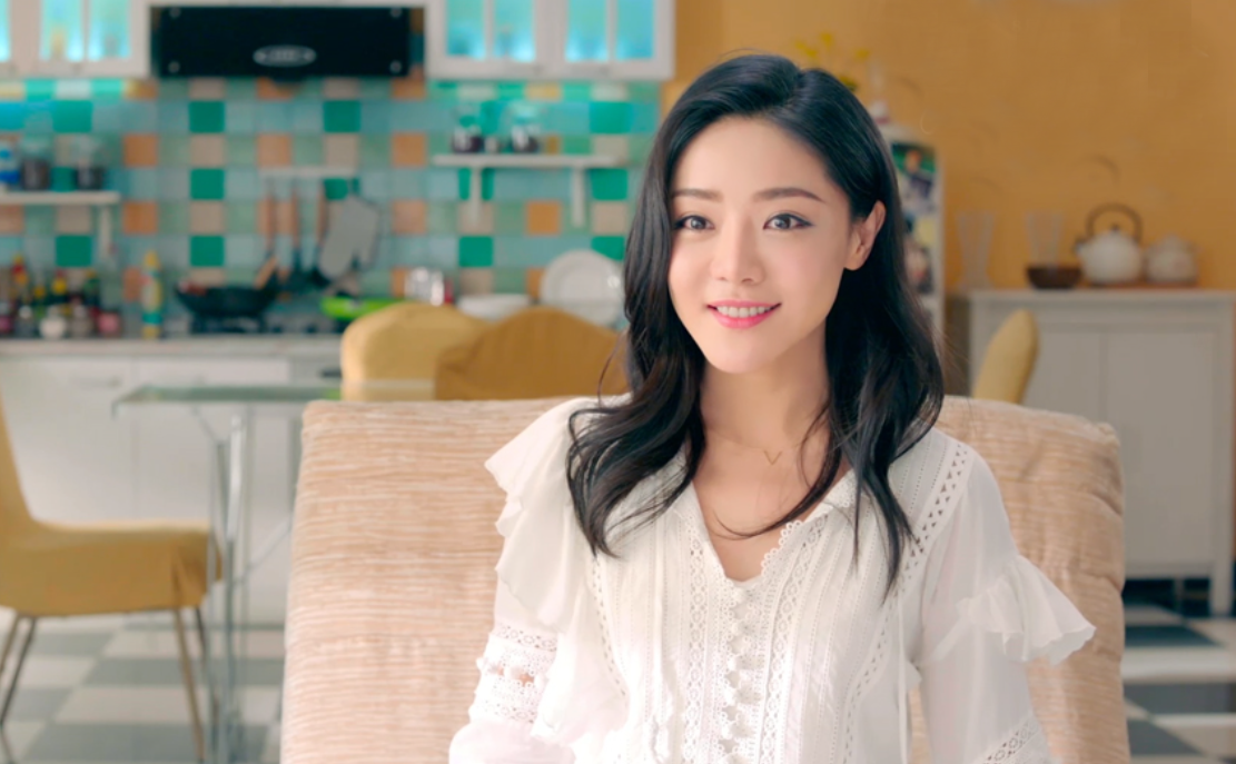 一张“豆腐皮”炸出演技派,被绑哭戏爆裂,邓