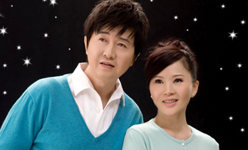 焉栩嘉被曝劈腿后，粉丝晒无修生图回踩，脸肿